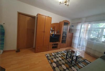 Vânzare apartament 2 camere Trivale - 2