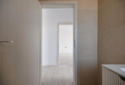 Apartament 3 camere, 2 bai, terasa 14 mp, ansamblu nou | Comision 0 - 15