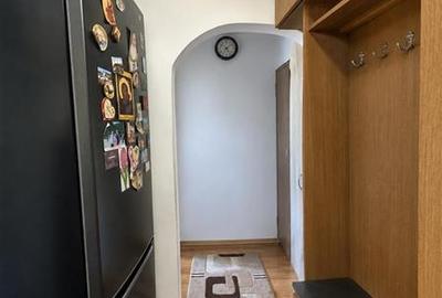Apartament 3 camere, Pacurari, etaj intermediar - 4