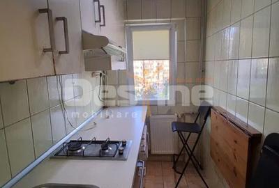 Apartament cu 2 camere decomandat, mobilat în P-ța Gorjului