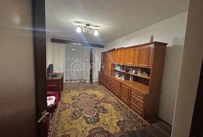 Apartament cu 3 camere decomandat în Tudor