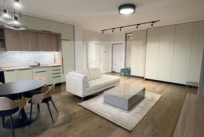 Apartament cu 2 camere semidecomandat, mobilat în Semicentral