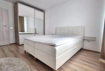 Apartament cu 2 camere decomandat, mobilat în Titan