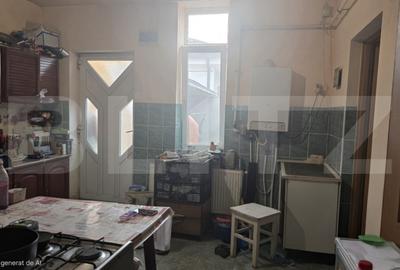 Casă individuală cu 3 camere în 14 Mai