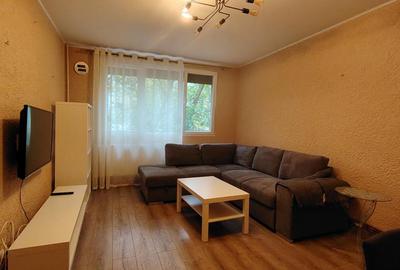 Apartament cu 4 camere în Drumul Taberei