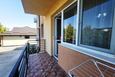 Apartament cu 2 camere decomandat, mobilat în Titan