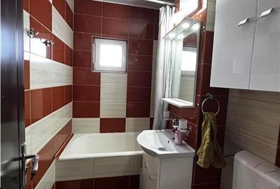 Apartament 3 camere la etaj intermediar si pivnita zona Vasile Aaron - 8