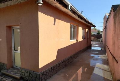 Casa cu teren 700 mp, Primaria Chiajna ! - 2