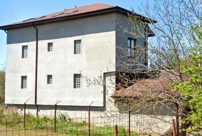 Teren Construcții intravilan de 1778 mp, în Kamsas