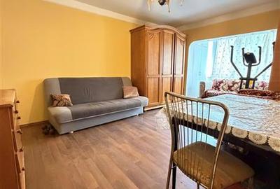Vanzare apartament 2 camere decomandat, etaj 1, intrare Racadau - 8