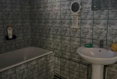 Casă individuală cu 3 camere în Central