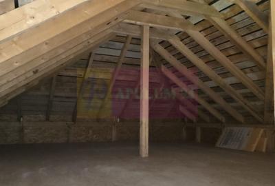 Casa de vanzare cu 4 camere in Brebu - 20