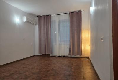 De Vanzare Garsoniera Zona Obor - 4