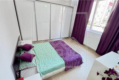 Apartament de vanzare cu 3 camere, balcon + parcare, mobilat si utilat - 5