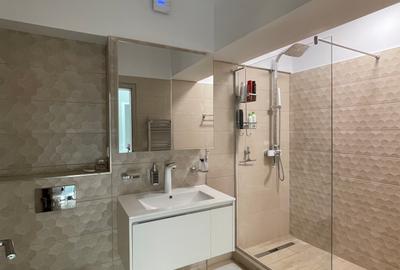 Statiunea Mamaia--Centru, apartament deosebit cu vedere frontala spre lac - 26
