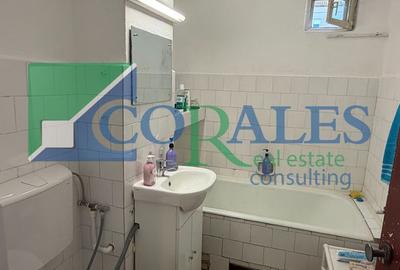 3 camere, centrala proprie, 2 bai, et. 2,  bloc anvelopat. Disponibil imediat - 9