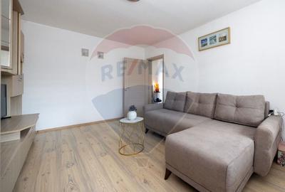 Apartament 2 camere renovat, decomandat, gata de mutare – Florilor - 3