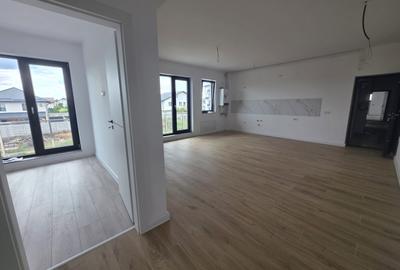 Apartament cu 2 camere decomandat în Bragadiru