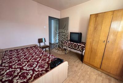Apartament cu 3 camere decomandat, mobilat în Independenței