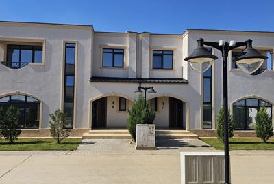 Casă individuală cu 5 camere în Berceni