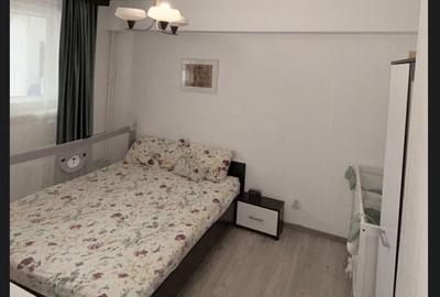 Garsonieră decomandată, mobilată în Baba Novac
