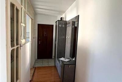 Ap 2 camere decomandat, zona centrala - 3
