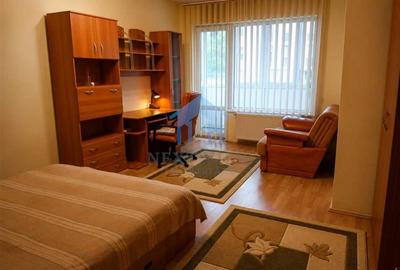 Garsonieră decomandată în Calea Turzii