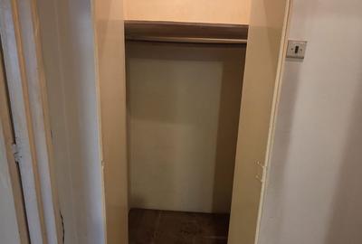 P ta Unirii \ Sfantul Spiridon-Nou \ Metrou Unirii - 11