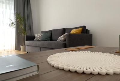 Apartament cu 2 camere semidecomandat în Barbu Văcărescu