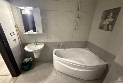 Garsonieră dublă 39mp- living + dormitor + balcon mare - Etaj 1 - 11