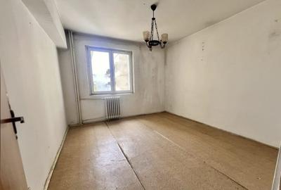 Apartament de 3 camere,decomandat, vizavi de Mega Mall, 84 mp utili total. - 2