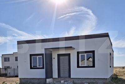 Casă individuală cu 3 camere în Cârcea
