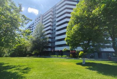 Apartament cu 3 camere decomandat în Cotroceni