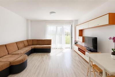 Apartament cu 3 camere decomandat, mobilat în Tractorul