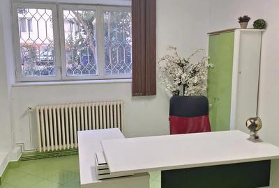 Apartament cu 2 camere decomandat, mobilat în Horea