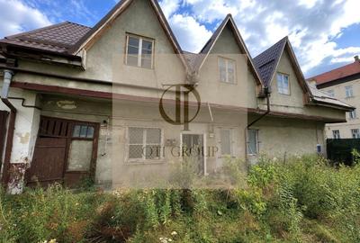 Apartament cu 6 camere în Central
