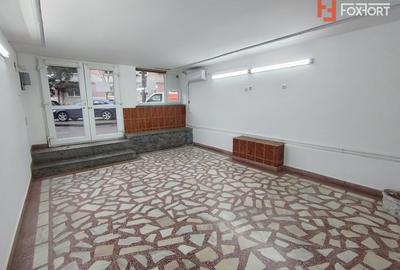 Spațiu comercial, de 50.00 mp, în Spitalul Județean