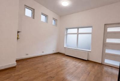Spațiu comercial, de 50 mp, în Central