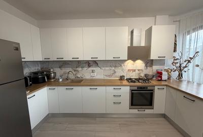 VILĂ DE VÂNZARE  5 CAMERE + SPATIU COMERCIAL - 4