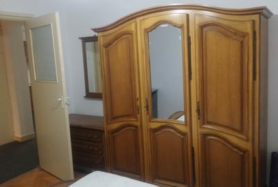 Inchiriez ap. cu 3 cam. in CORNISA - 4