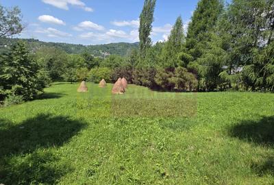 Teren intravilan 3159 mp de vanzare in Comarnic - 2