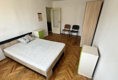 Apartament 4 camere decomandate Vasile Aaron - 2