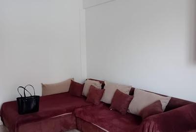 Apartament cu doua camere, decomandat, Visoianu, etajul 1 - 4