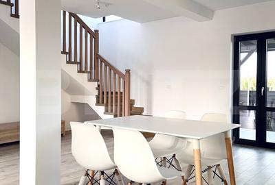Duplex cu 3 camere în Periferie