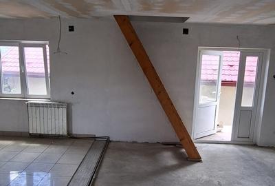 Casa la gri, 200 mp utili, 400 mp teren, asfalt, utilitati, intabulata - 12