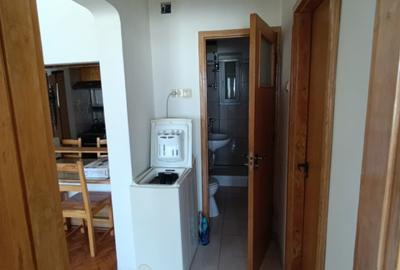 Inchiriere apartament cu 3 camere cu vedere la Sala Palatului - 3