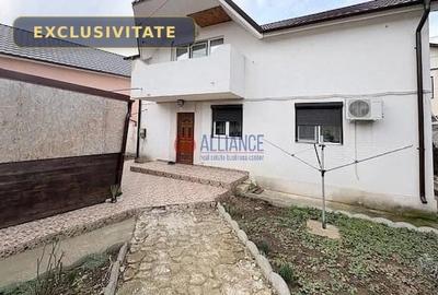 Casă cu 5 camere în Valu lui Traian