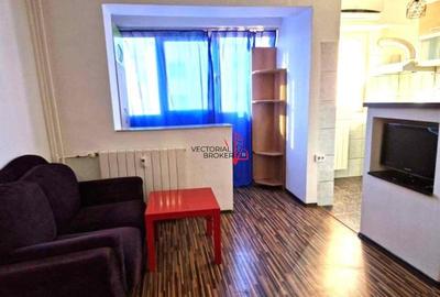 Garsonieră semidecomandată în Tei