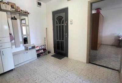 Apartament 2 Camere, Decomandat, etaj 2 din 3 - 12