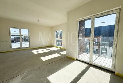 Apartament 3 camere de vanzare in Floresti - 2